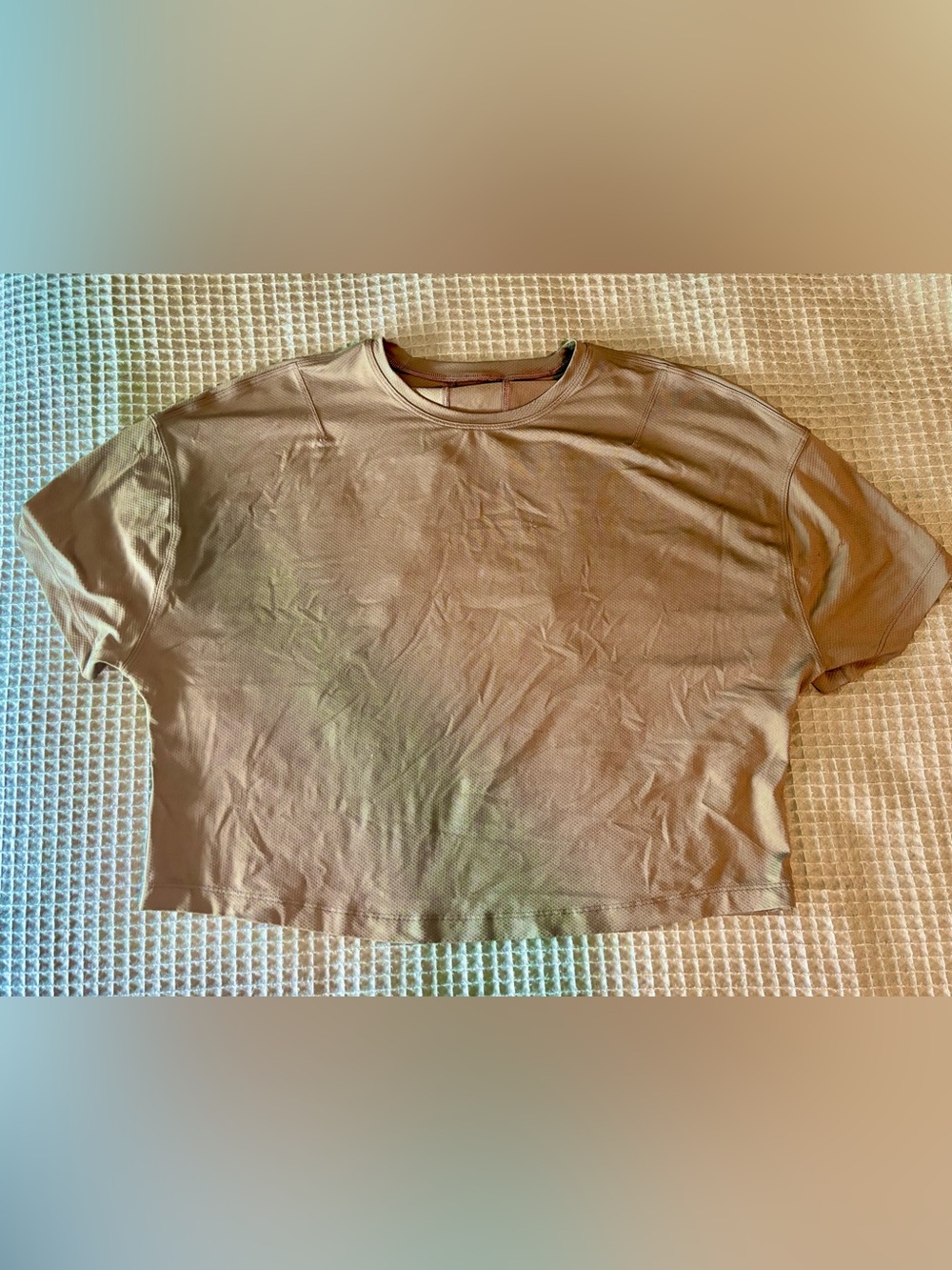 Lululemon - Olive green mesh crop top